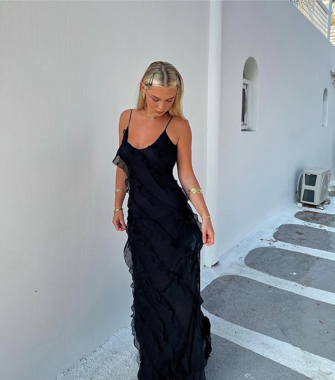 Amorie - Ruffle Dress with Romantic Look