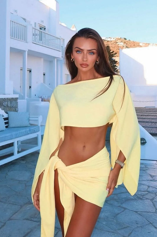 Maelisca – Asymmetric off-shoulder set with high slit