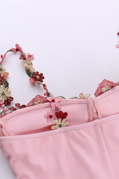 Appliques Neck Pink Lace-up Front Short Dress