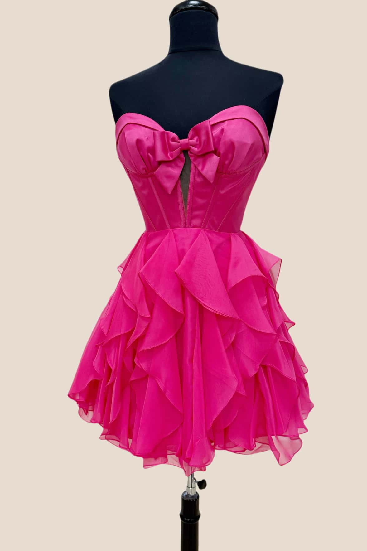 Black Sweetheart A-line Short Chiffon Ruffle Dress